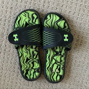 under armour slides